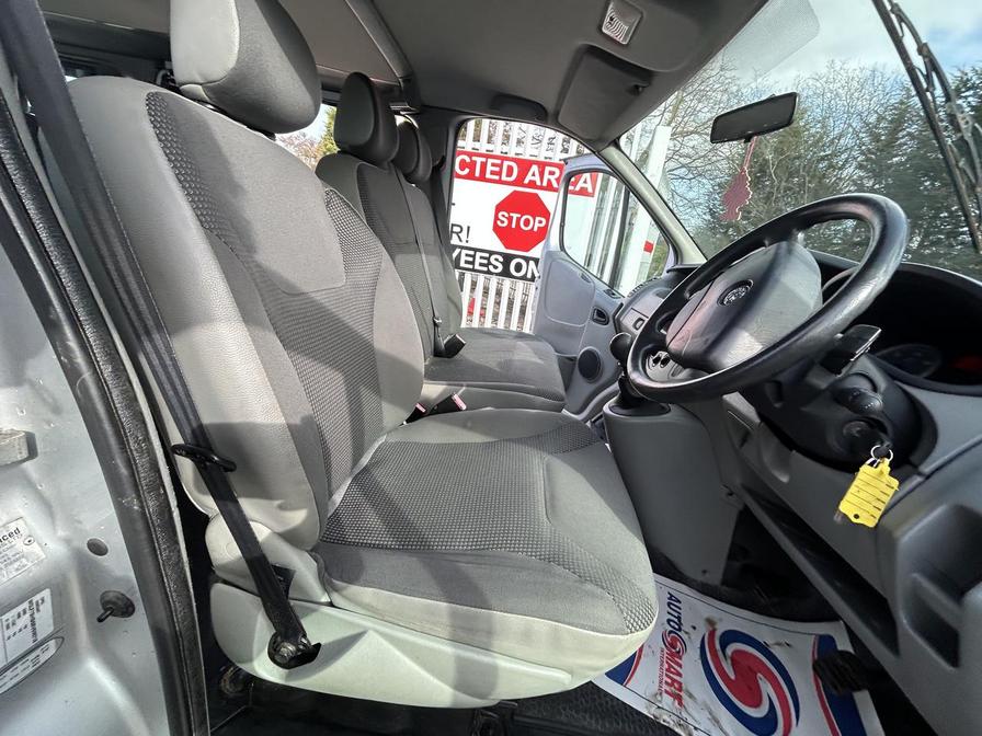 2010 Vauxhall Vivaro – Model: Vivaro  2900 CDTI LWB – DY60KGE