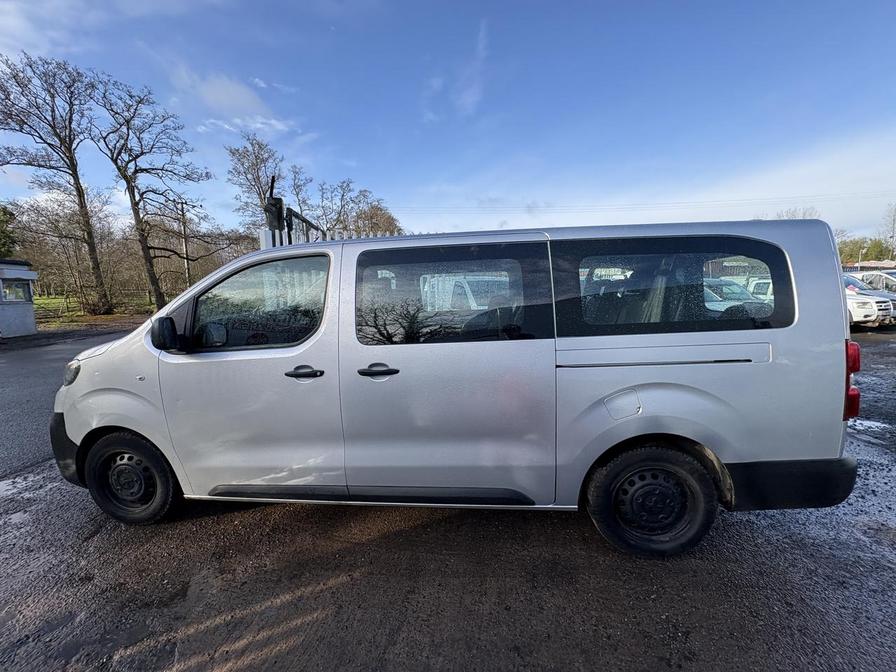 2019 Peugeot Expert – Model: Expert Combi Blue HDi S/S – GK19VXB