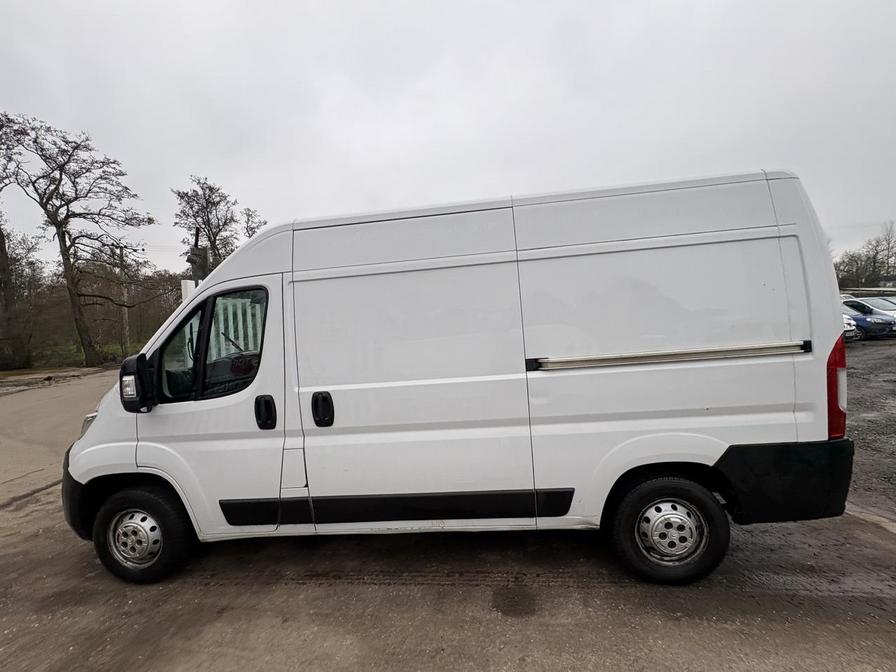 2022 Citroen Relay – Model: Relay 35 L2H2 Enterprise Blue HDi S/S – MJ72VTM