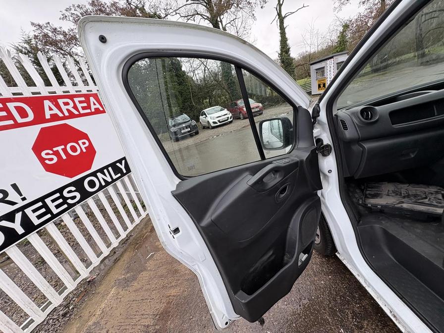 2019 Renault Trafic – Model: Trafic SL28 Business Energy dCi – YL69FVB