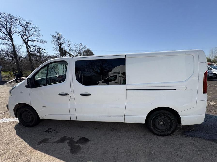 2017 Vauxhall Vivaro – Model: Vivaro  2900 Sportive CDTi – DY67FRU