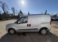 2015 Vauxhall Combo – Model: Combo 2000 L1H1 CDTi Sportive – GU15LNY