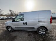 2018 Vauxhall Combo – Model: Combo 2000 Sportive CDTi – AV18KGJ