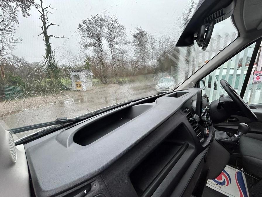 2022 Ford Transit – Model: Transit 350 Leader EcoBlue – FH22KUR