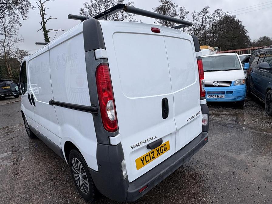 2012 Vauxhall Vivaro – Model: Vivaro 2700 CDTi 113 SWB – YC12XGG