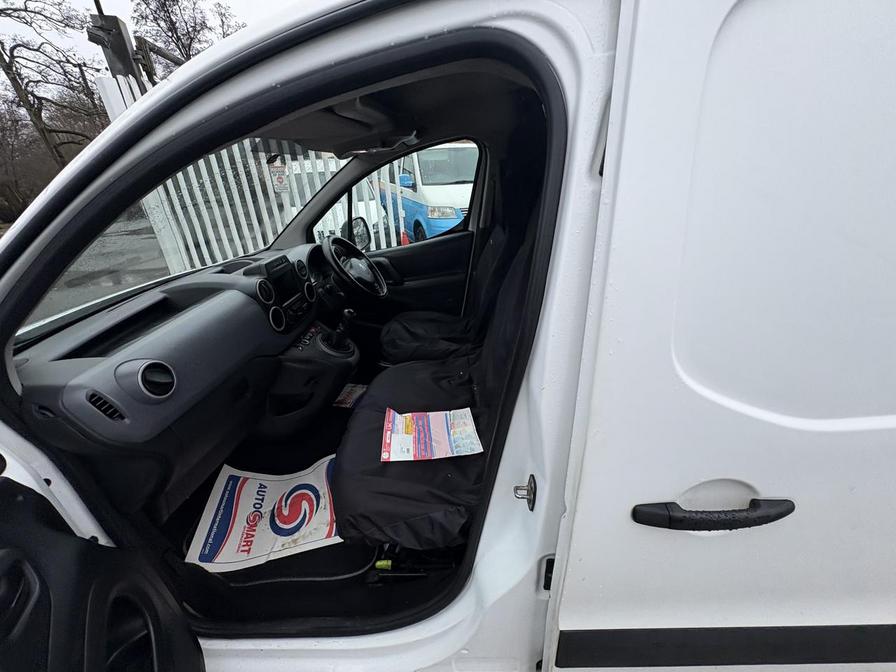 2018 Peugeot Partner – Model: Partner Professional L1 Blue HDi – NY18HJU