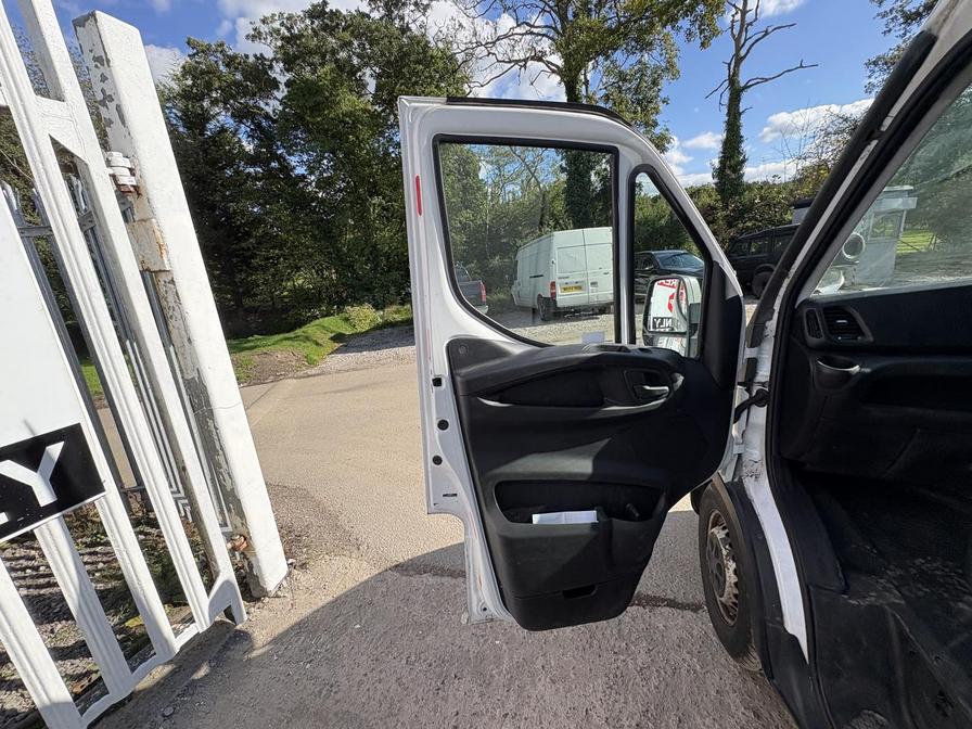 2015 Iveco Daily – Model: Daily 35S13 MWB – GD15PFJ