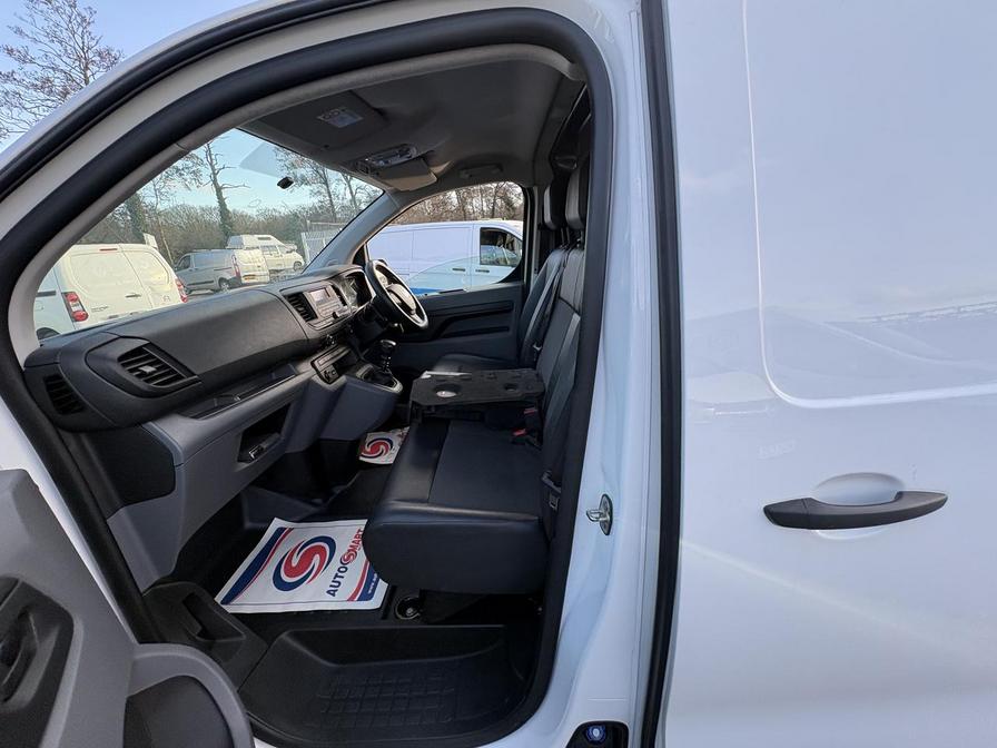 2021 Vauxhall Vivaro – Model: Vivaro 2900 Edition S/S – PK71OTP
