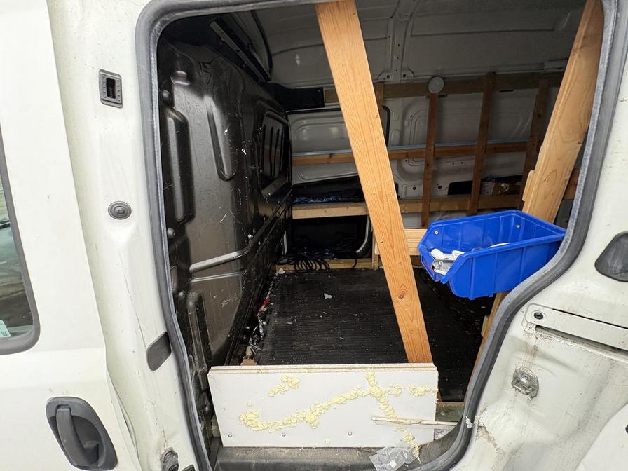 2017 Fiat Doblo Cargo – Model: Doblo 16v SX XL MultiJet II – WN17UMM