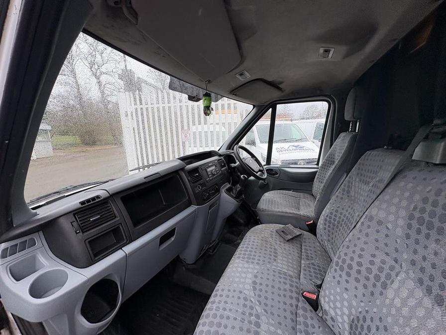 2011 Ford Transit – Model: Transit 85 T280 MWB FWD – SP11LGY