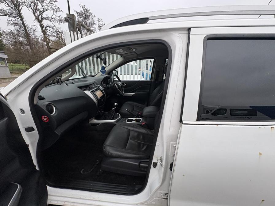 2019 Nissan Navara – Model: Navara Tekna dCi – SX19NZC