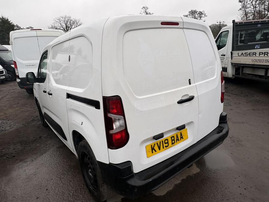 2019 Citroen Berlingo – Model: Berlingo 1000 Enterprise Blue HDi S/S – KV19BAA