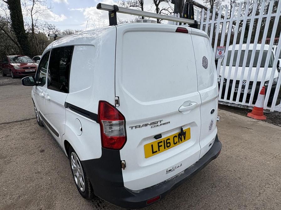 2016 Ford Transit Courier – Model: Transit Courier Trend TDCi – LF16CNV