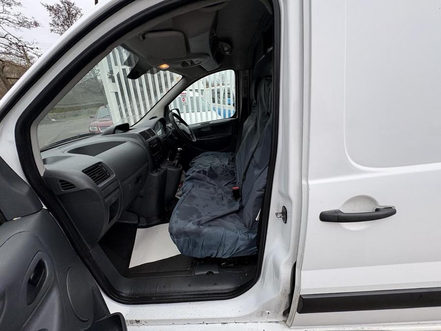 2016 Peugeot Expert – Model: Expert 1000 L1H1 Professional HDi – LF66XRK