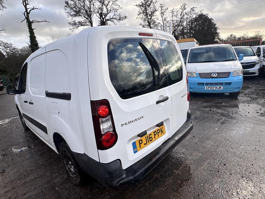 2016 Peugeot Partner – Model: Partner CRC HDi – PJ16PPK