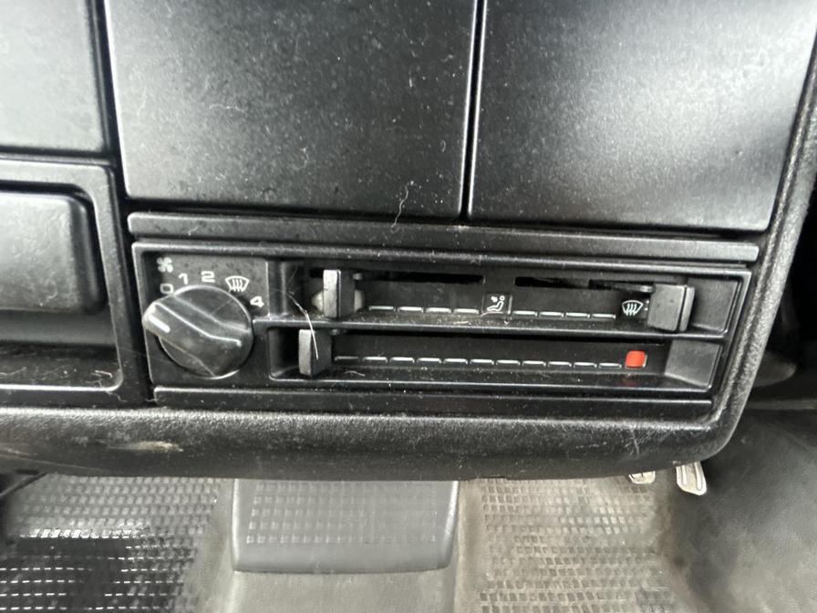 1995 Volkswagen Transporter – Model: Transporter Diesel – M649OCY