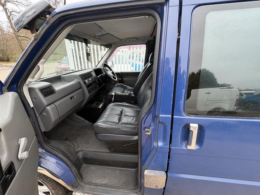 2003 Volkswagen Transporter – Model: Transporter TDI SWB – WG52FDE