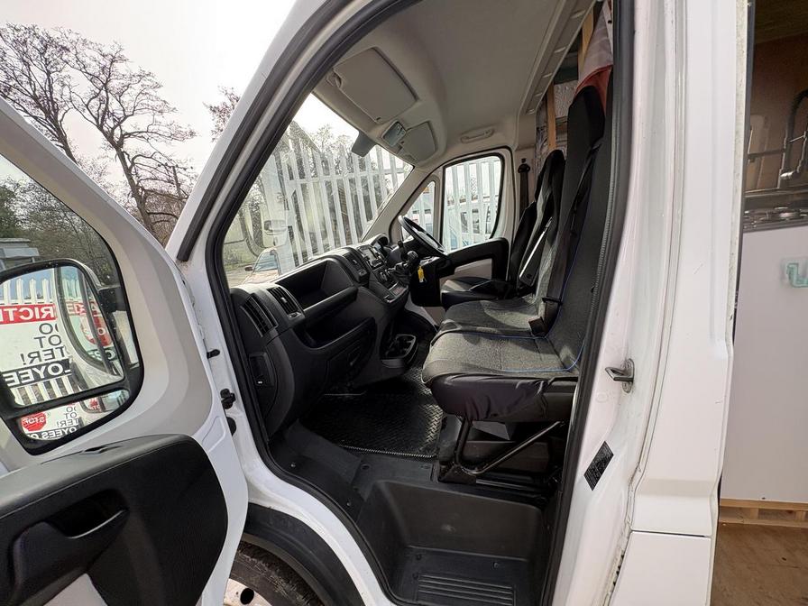 2018 Peugeot Boxer – Model: Boxer 435 Professional L4H2 Blue HDi – CN18RUW