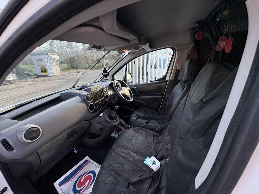 2016 Citroen Berlingo – Model: Berlingo 625 Enterprise HDI – OV16HYM