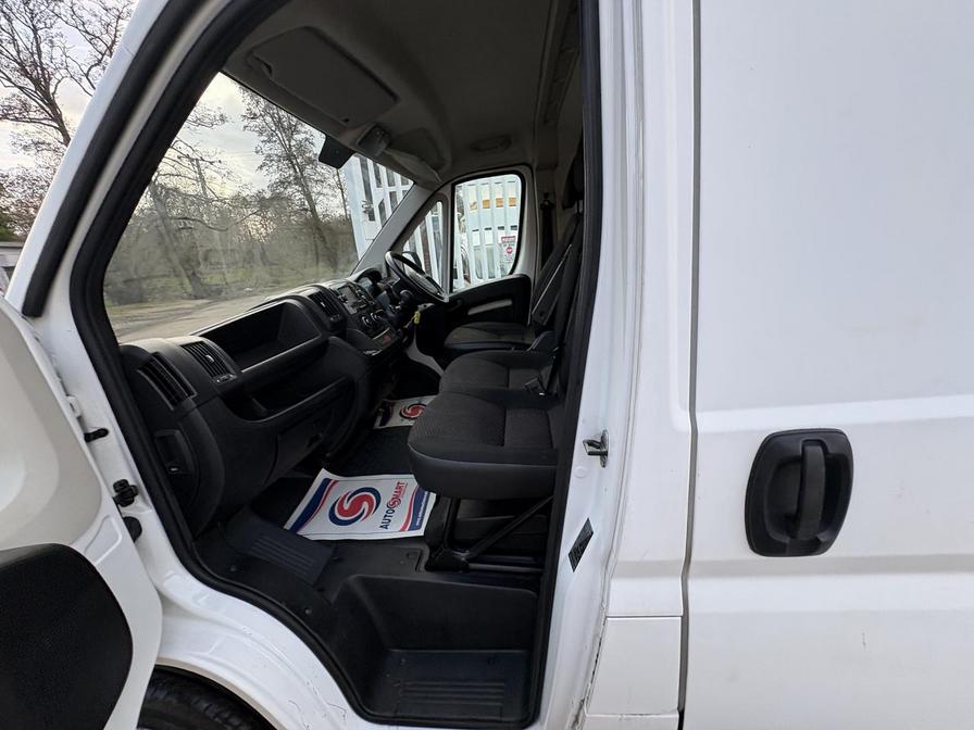 2020 Citroen Relay – Model: Relay 35 L3H2 Enterprise Blue HDi S/S – LT20UVS