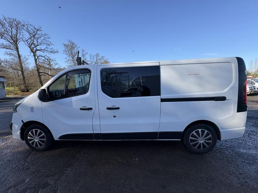 2018 Vauxhall Vivaro – Model: Vivaro  2900 Sportive CDTi – DV18SJO