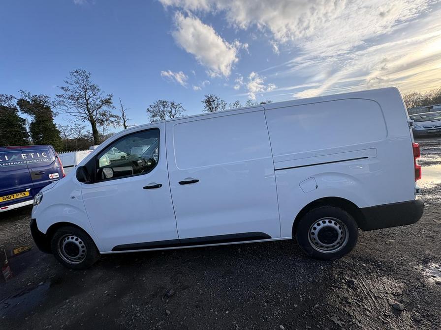 2021 Vauxhall Vivaro – Model: Vivaro 2900 Edition S/S – PK71OTP