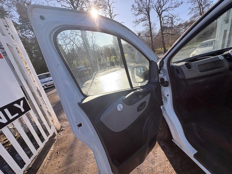 2016 Renault Trafic – Model: Trafic SL27 Business dCi – RF66AVO