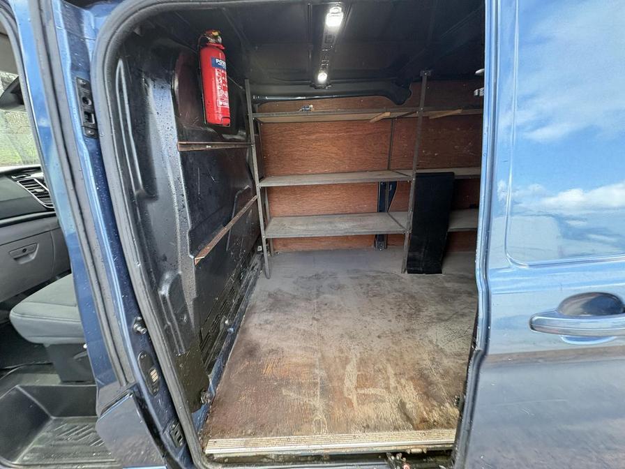 2019 Ford Transit Custom – Model: Transit Custom 300 Limited – AP19WWE