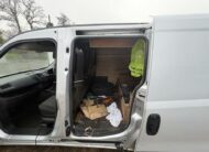 2016 Vauxhall Combo – Model: Combo 2000 L1H1 CDTi S/S Sport – LG66UTS