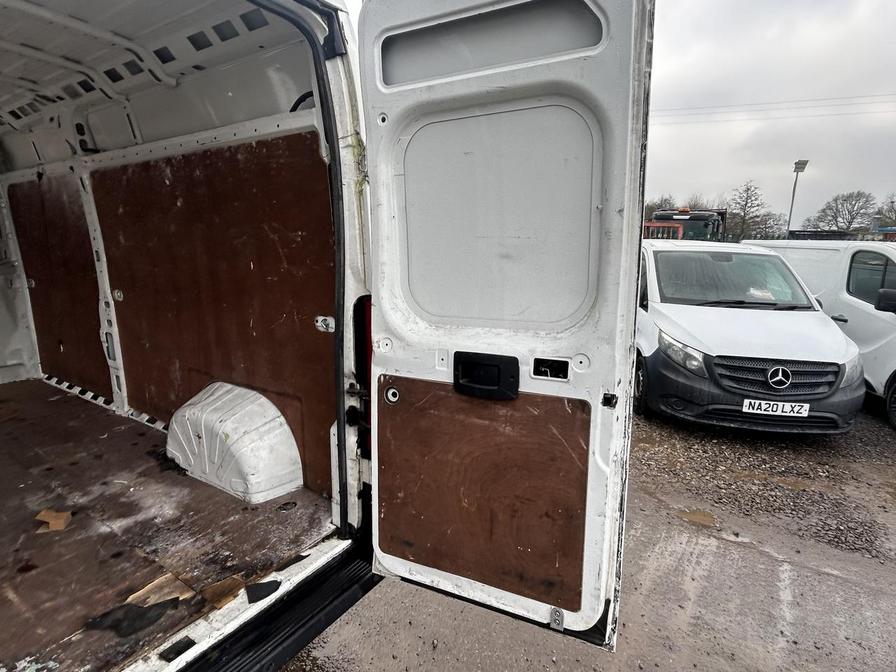 2020 Citroen Relay – Model: Relay 35 L3H2 Enterprise Blue HDi S/S – LD70WEK