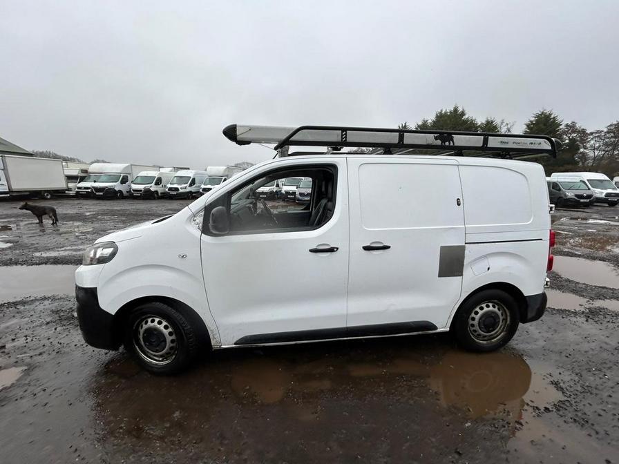 2020 Citroen Dispatch – Model: Dispatch 1000 Enterprise Blue HDi S/S – AY20DVJ