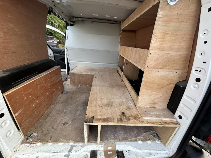 2017 Citroen Berlingo – Model: Berlingo 625 Enterprise Blue HDi – FG66OEA