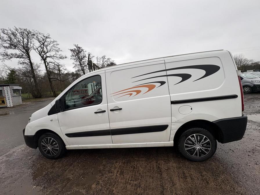 2016 Peugeot Expert – Model: Expert 1000 L1H1 Professional HDi – WH65JFU