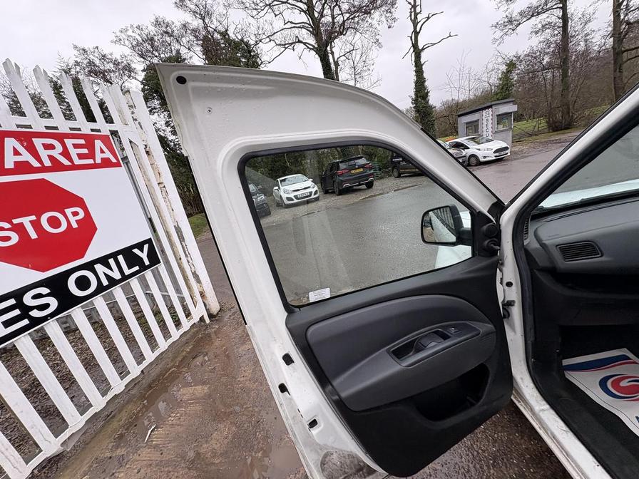 2015 Fiat Doblo Cargo – Model: Doblo 16v Active MultiJet – YP65ZBG