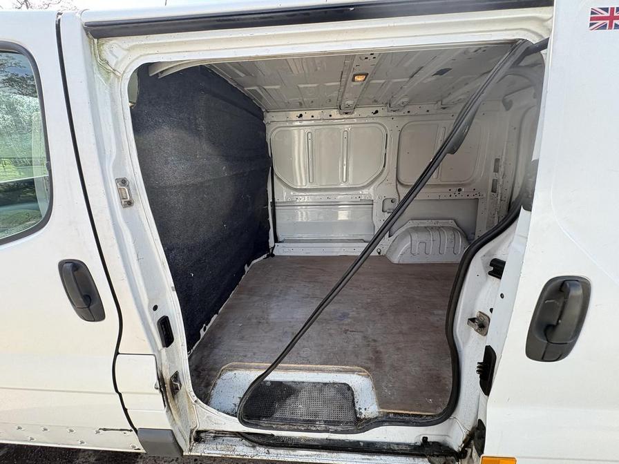 2008 Vauxhall Vivaro – Model: Vivaro  2900 CDTI SWB – EX58FXB