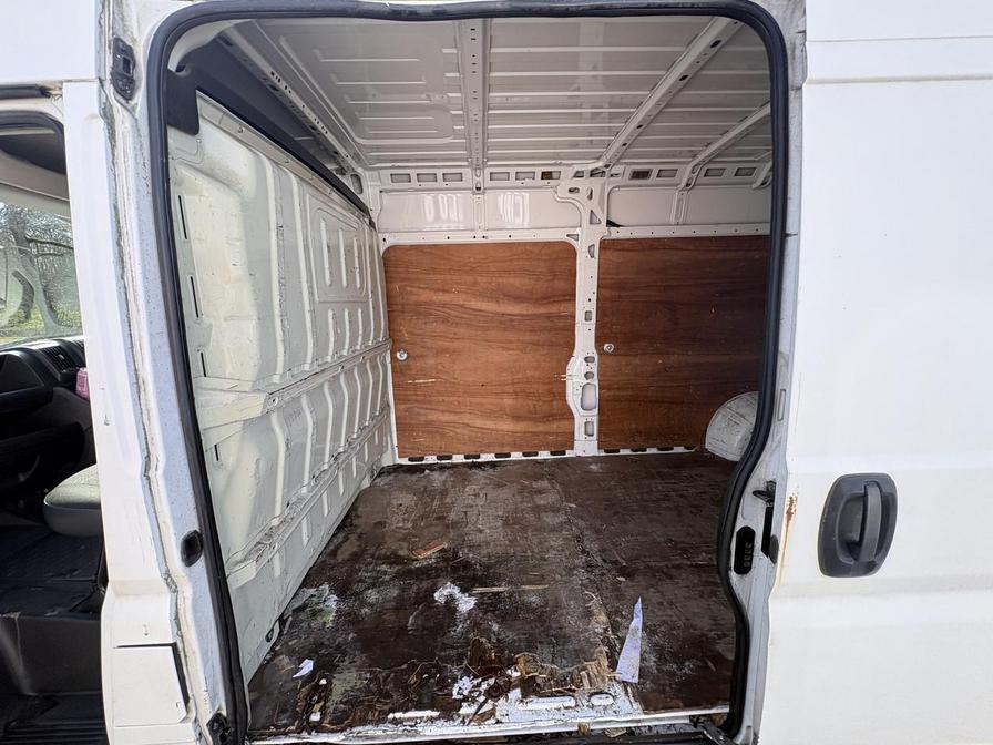 2015 Peugeot Boxer – Model: Boxer 335 Professional L3H2 HDi – CA64LSO