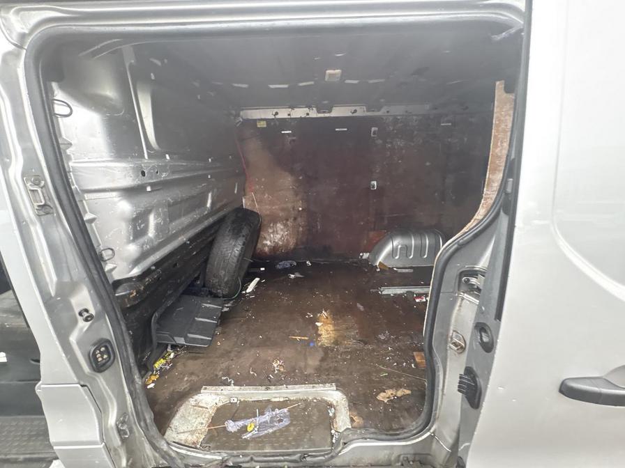 2017 Vauxhall Vivaro – Model: Vivaro  2700 Sportive CDTI – SA17THU