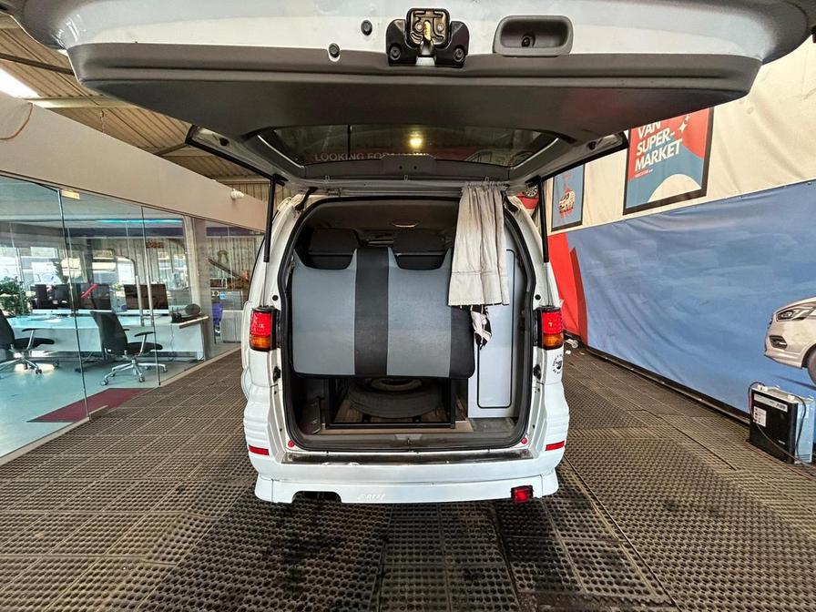 2000   – Model:  – W106CBY