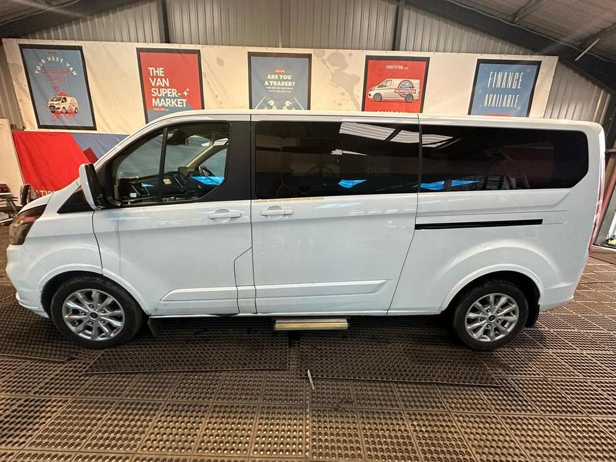 2022 Ford Tourneo Custom – Model: Tourneo Custom 320 Titanium EcoBlue Auto – SA72CYH