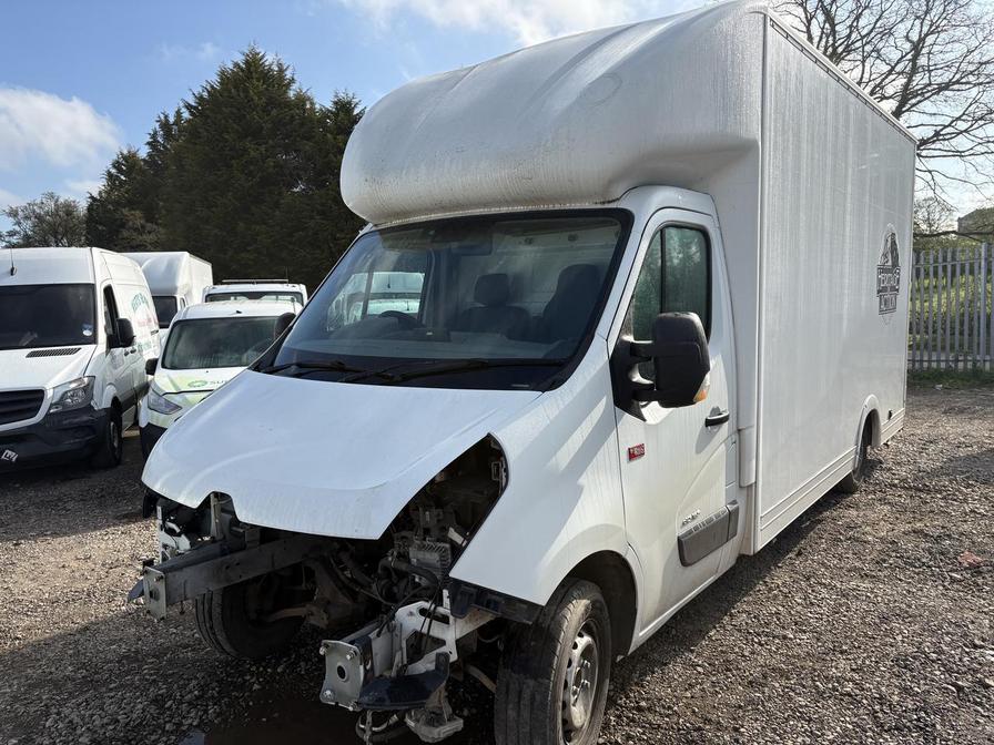2015 Renault Master – Model: Master 165.35 C LWB – BX15JPY