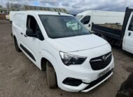 2019 Vauxhall Combo – Model: Combo 2300 Sportive S/S – DP69UPJ