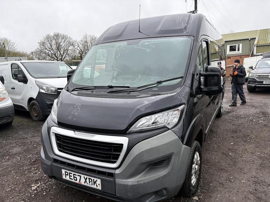 2017 Peugeot Boxer – Model: Boxer 335 Professional L3H2 Blue HDi – PE67XBK
