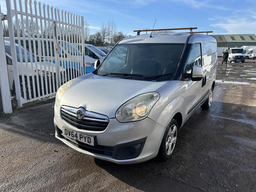 2014 Vauxhall Combo – Model: Combo 2000 L1H1 CDTi Sportive – DV64PYD