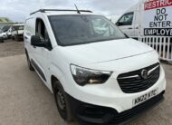 2022 Vauxhall Combo – Model: Combo 2300 Dynamic TD – KN22KTC