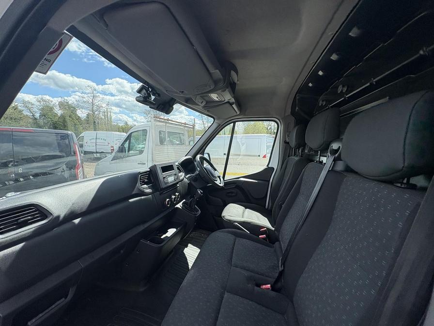 2021 Vauxhall Movano – Model: Movano L3H2 F3500 CDTi – DT70YTD