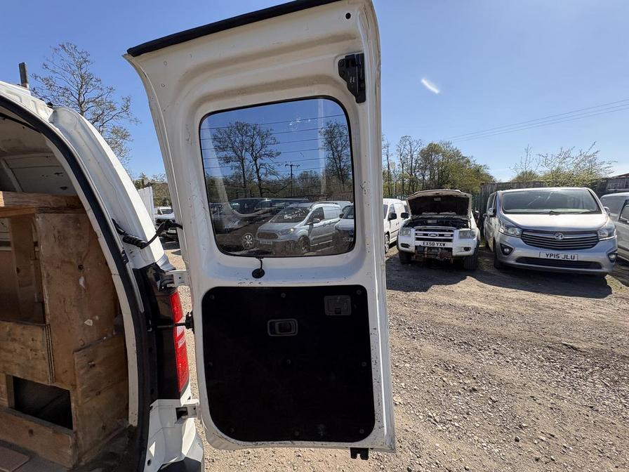 2011 Hyundai iLoad – Model: iLoad Classic CRDi 116 – FV11JSX