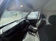 2015 Vauxhall Combo – Model: Combo 2000 L1H1 CDTi Sportive – FG65NTF