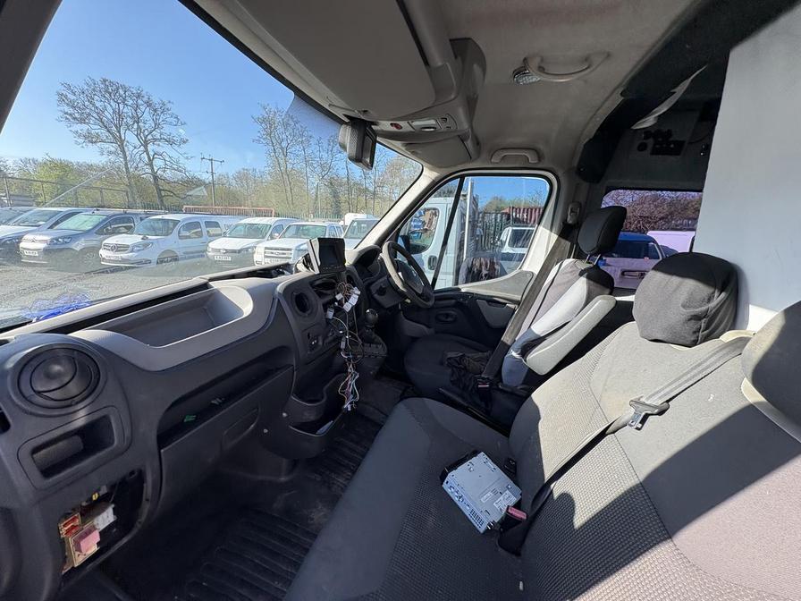 2012 Renault Master – Model: Master LM35 dCi 125 – LX12AEK