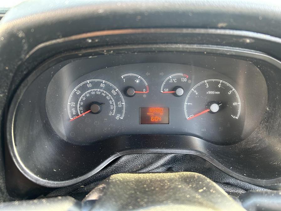 2014 Vauxhall Combo – Model: Combo 2000 L1H1 CDTi Sportive – DV64PYD