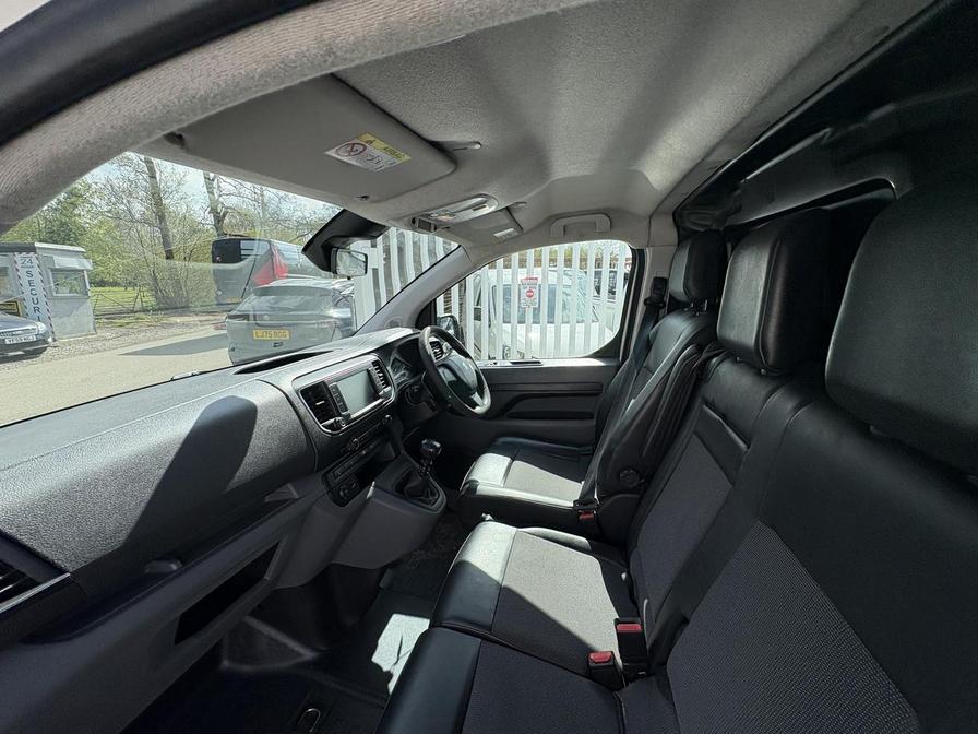 2018 Peugeot Expert – Model: Expert Professional Standard Blue HDi – WF68HCL